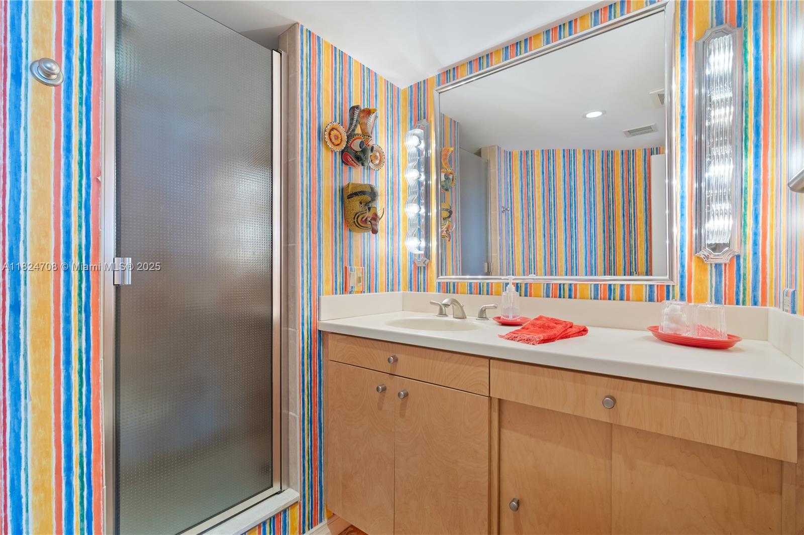 POINT OF AMERICAS - Residential