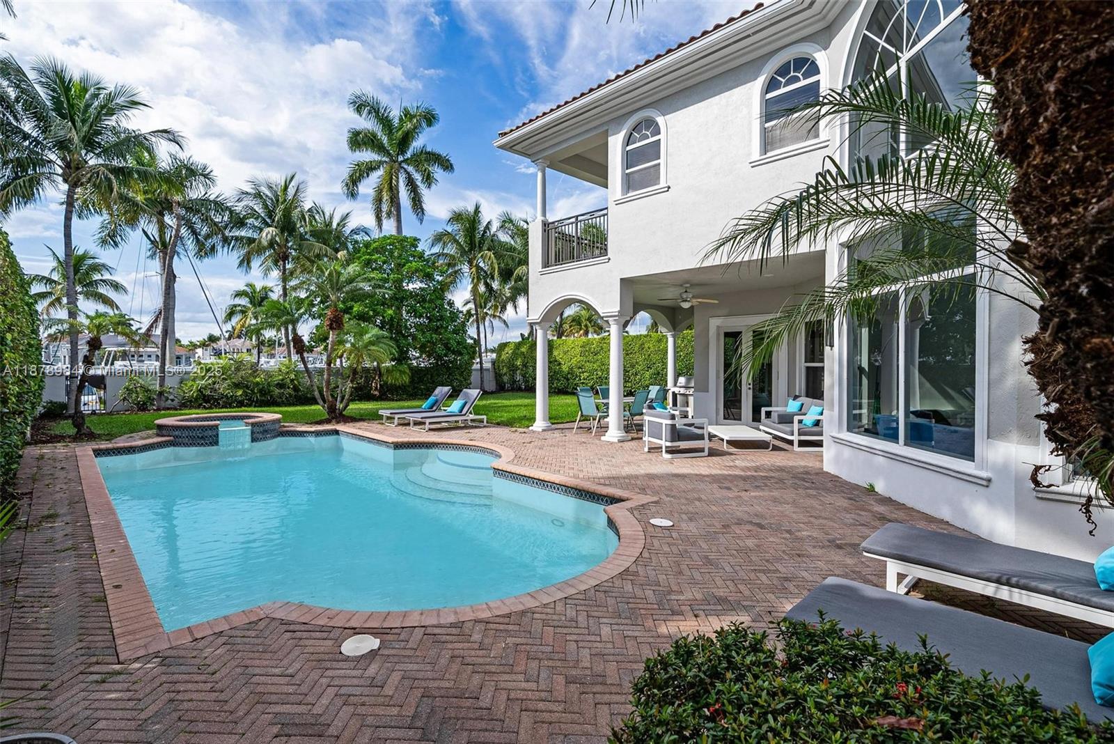 THREE ISLANDS 3RD SECTION - Residential