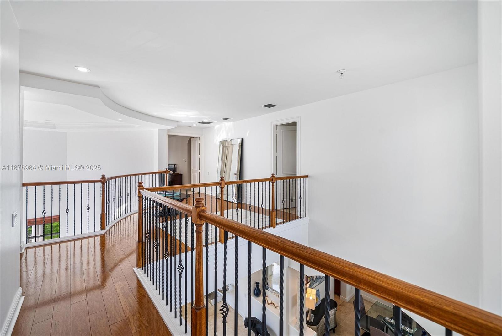 THREE ISLANDS 3RD SECTION - Residential