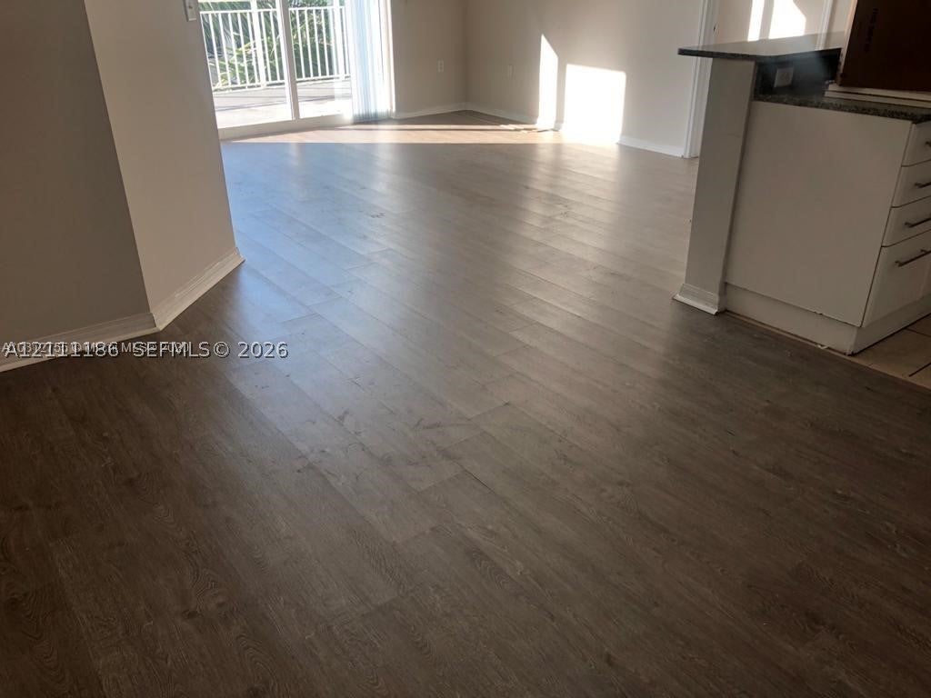 275 NE 18th St 403