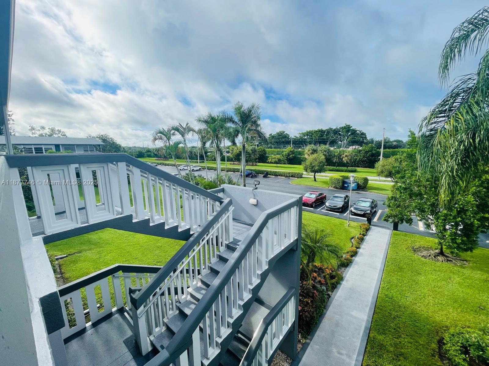 SUFFOLK AT CENTURY VILLAG - Residential