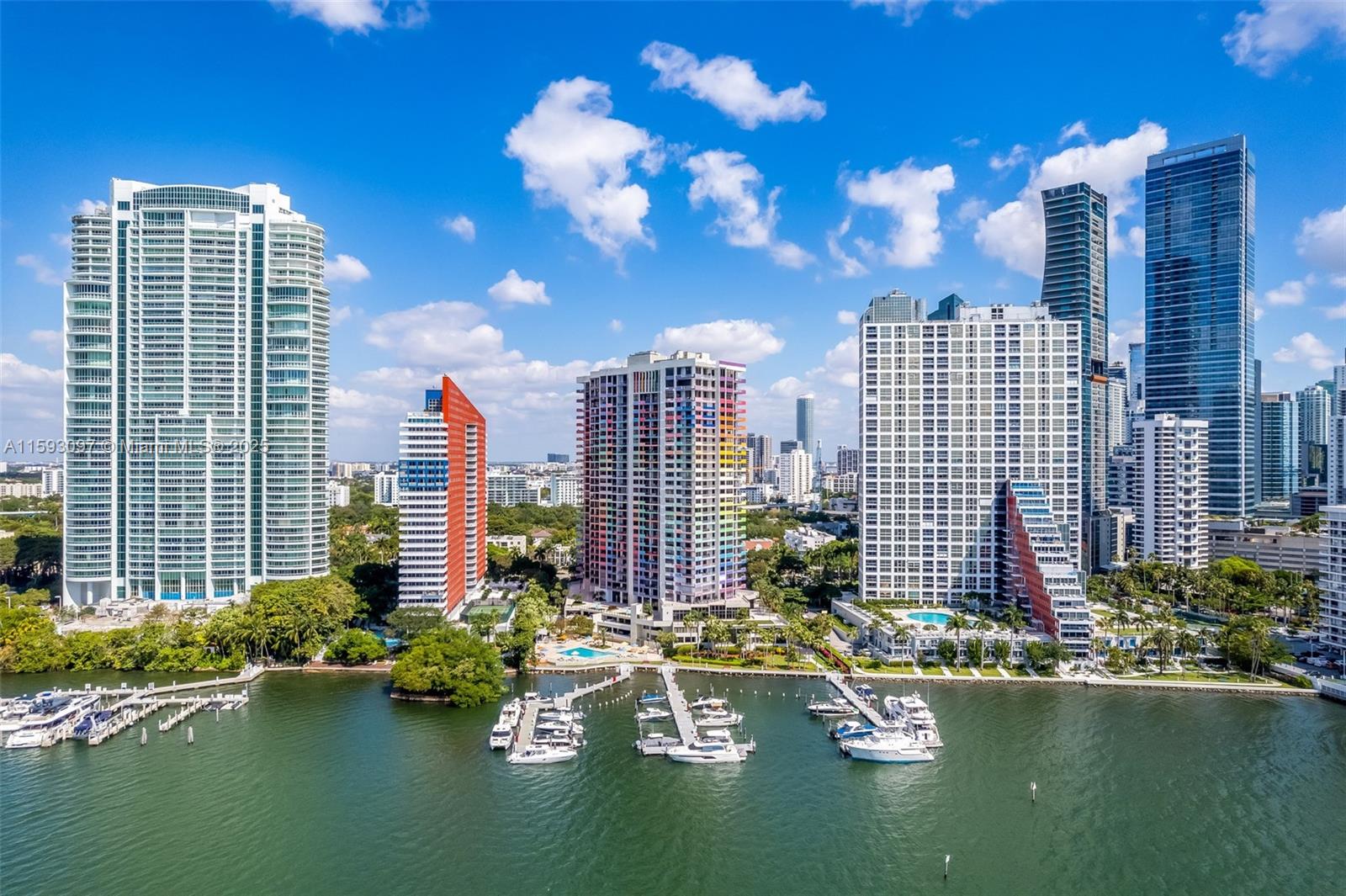 VILLA REGINA CONDO - Residential
