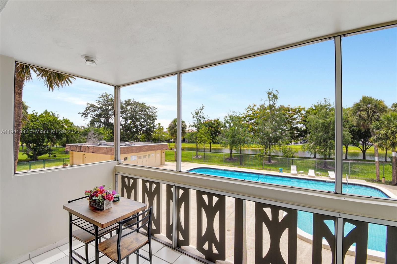 CANONGATE CONDO NO ONE - Residential