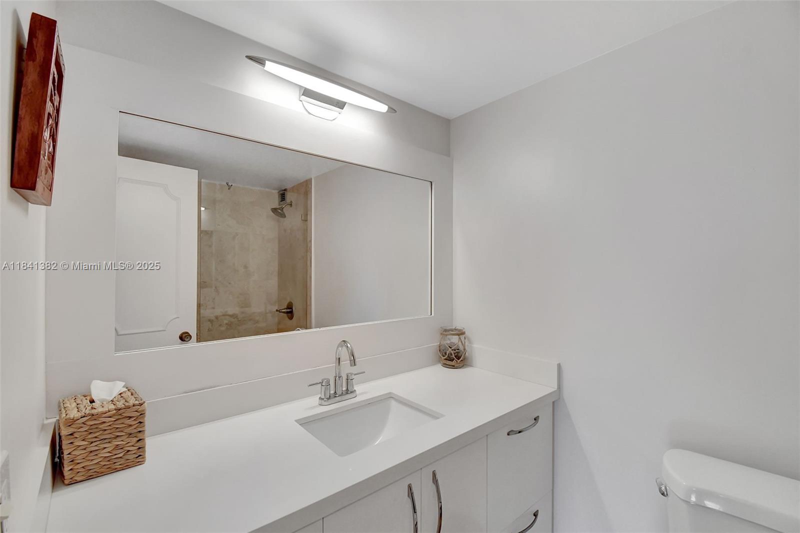 CANONGATE CONDO NO ONE - Residential