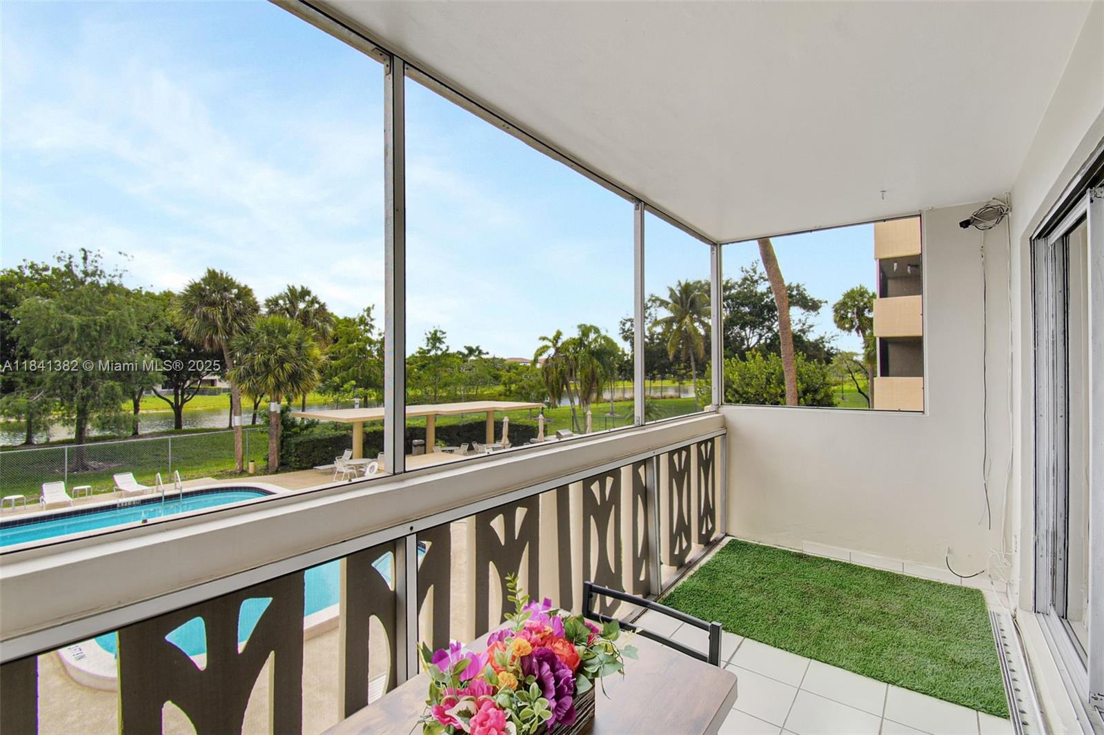 CANONGATE CONDO NO ONE - Residential