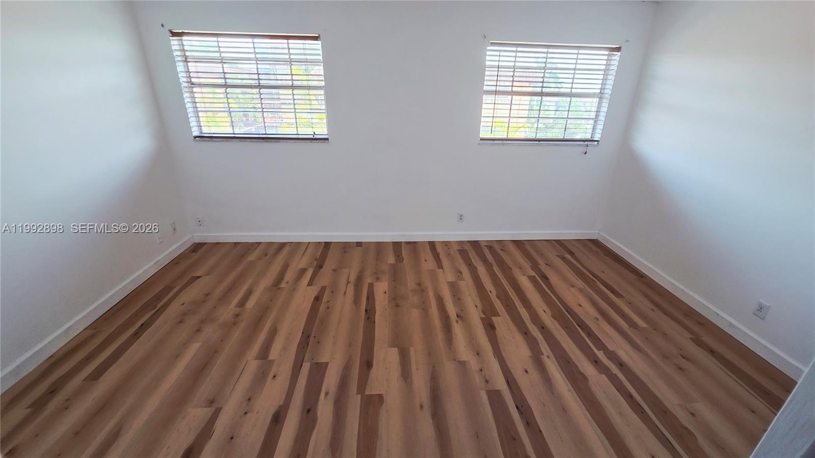TENNIS CLUB LENGLEN CONDO - Residential Lease