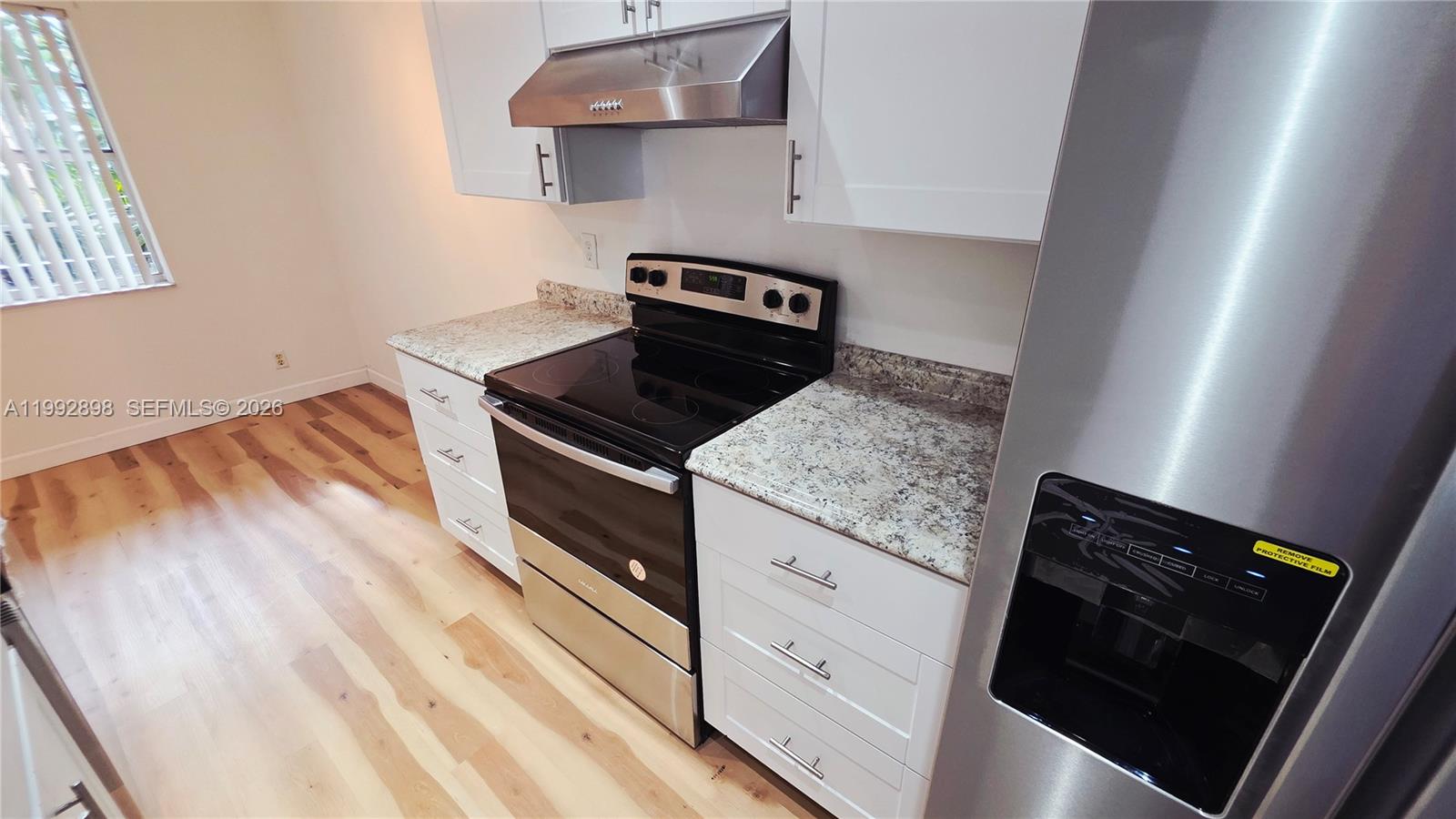 TENNIS CLUB LENGLEN CONDO - Residential Lease