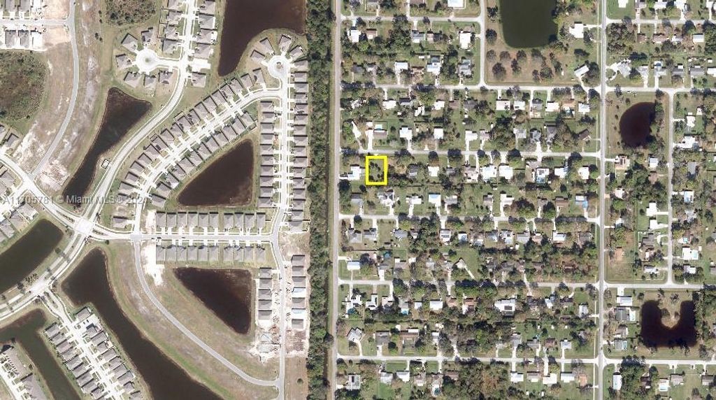Photo of 8003 Lockwood Dr, Fort Pierce, FL 34951 (MLS # A11705781)