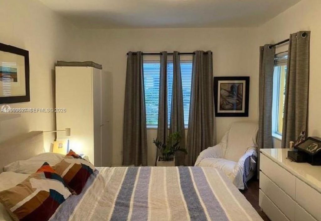 Photo of 729 NE 16th Ave #729C, Fort Lauderdale, FL 33304 (MLS # A11999527)