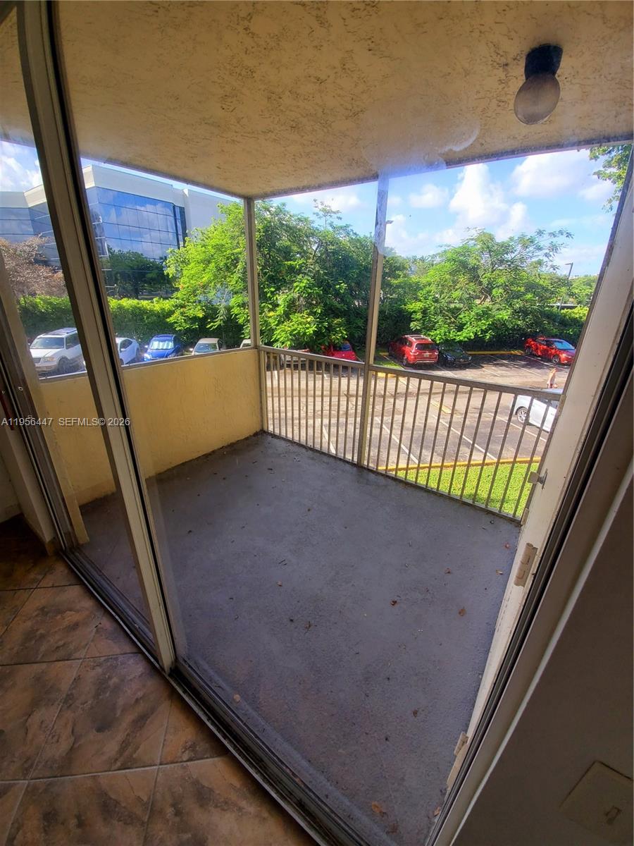LAS VISTAS AT DORAL CONDO - Residential Lease