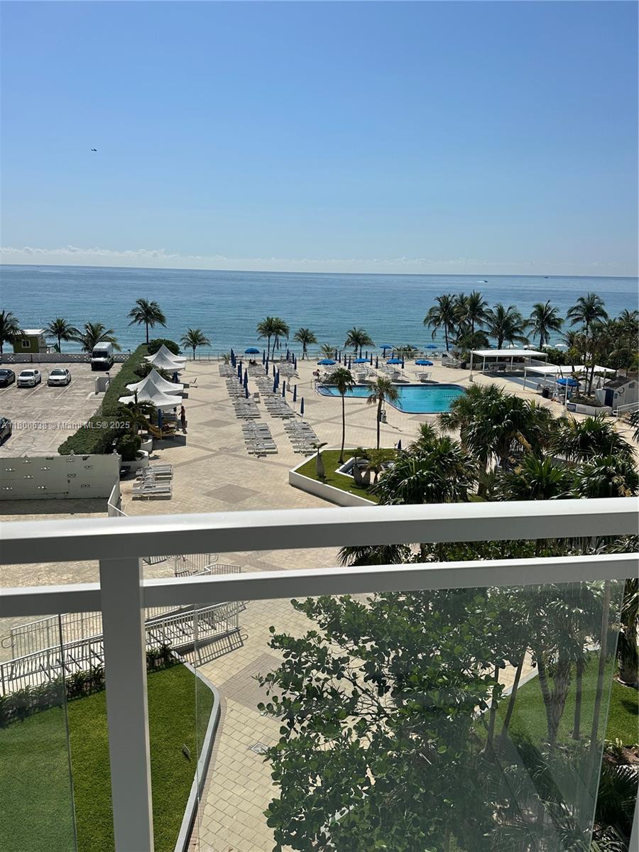 2030 S Ocean Dr 416, Hallandale Beach, Broward County, Florida - 1 Bedrooms  
1 Bathrooms - 