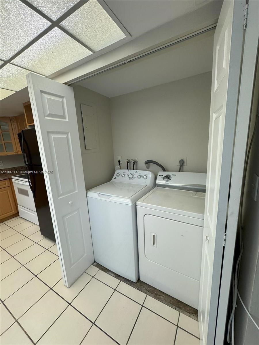APPLE CREEK - Residential Lease