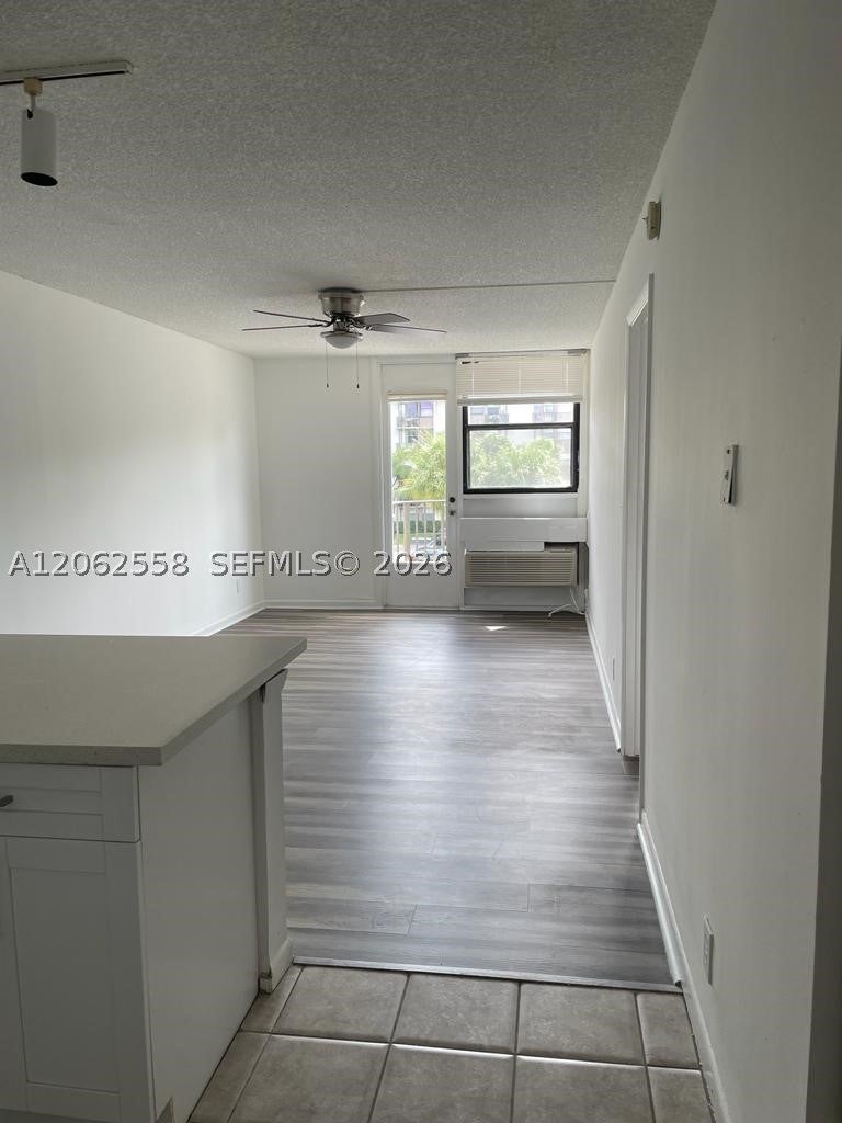 2771 Riverside Dr 307A, Coral Springs FL 33065