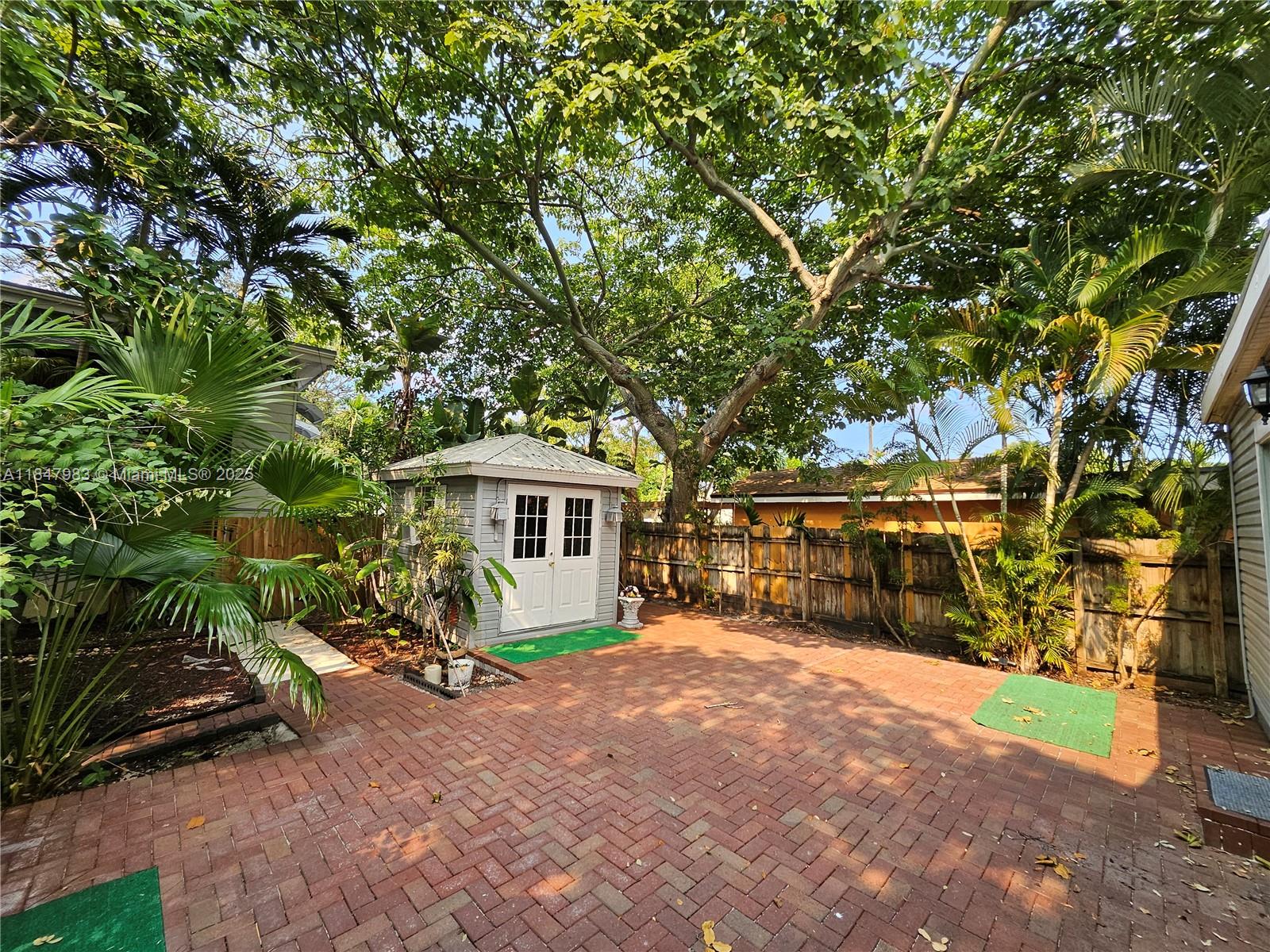 DANIA HEIGHTS EXT - Residential Lease