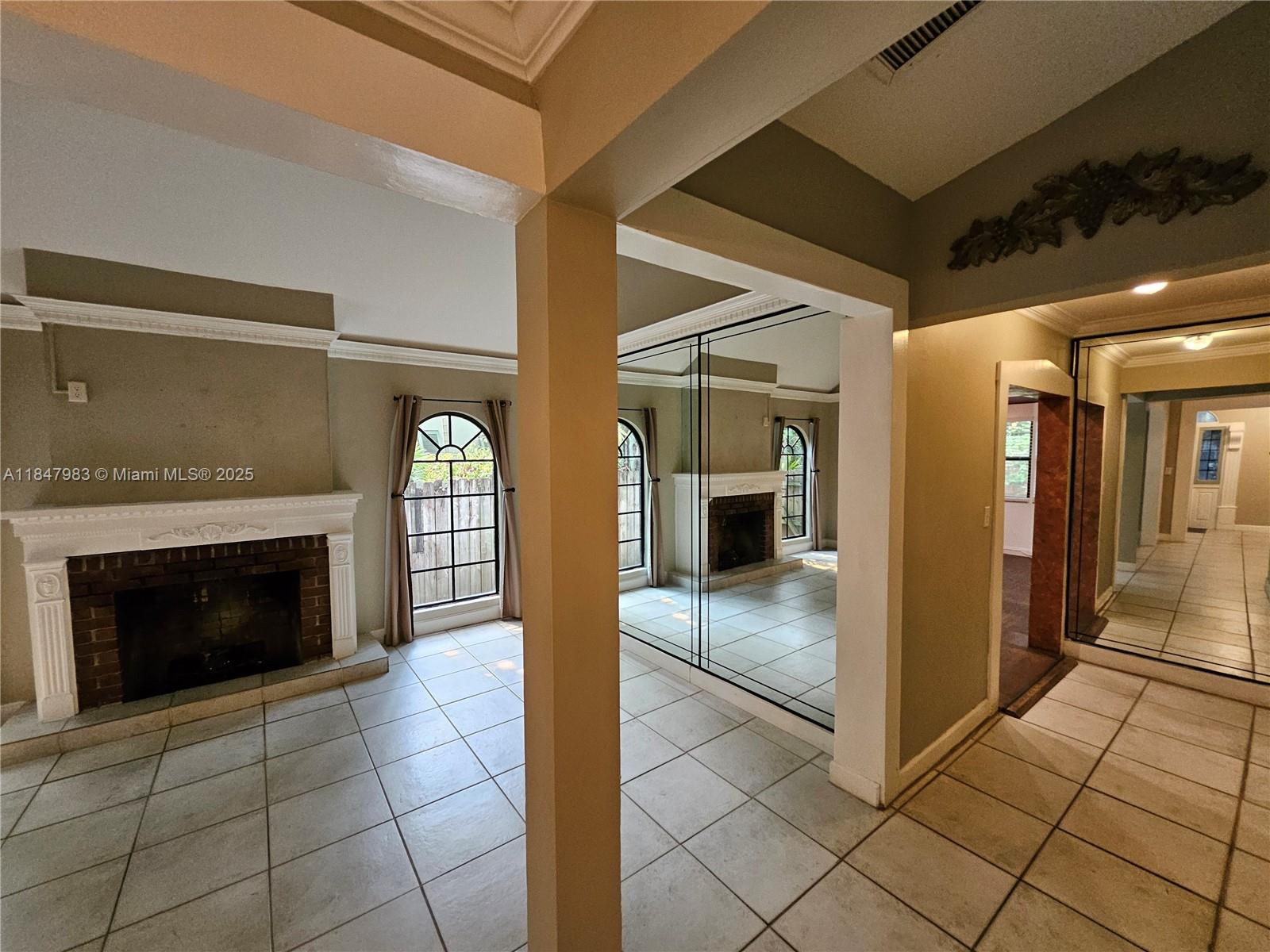 DANIA HEIGHTS EXT - Residential Lease