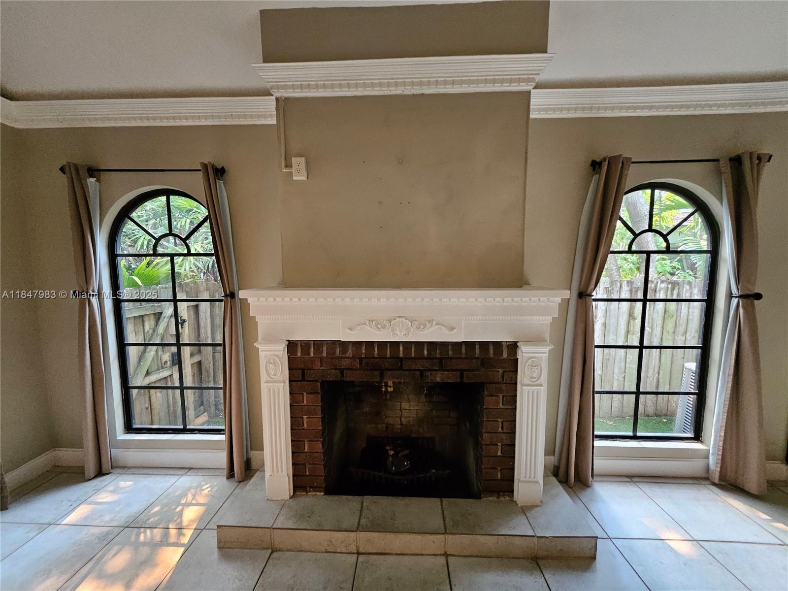 DANIA HEIGHTS EXT - Residential Lease