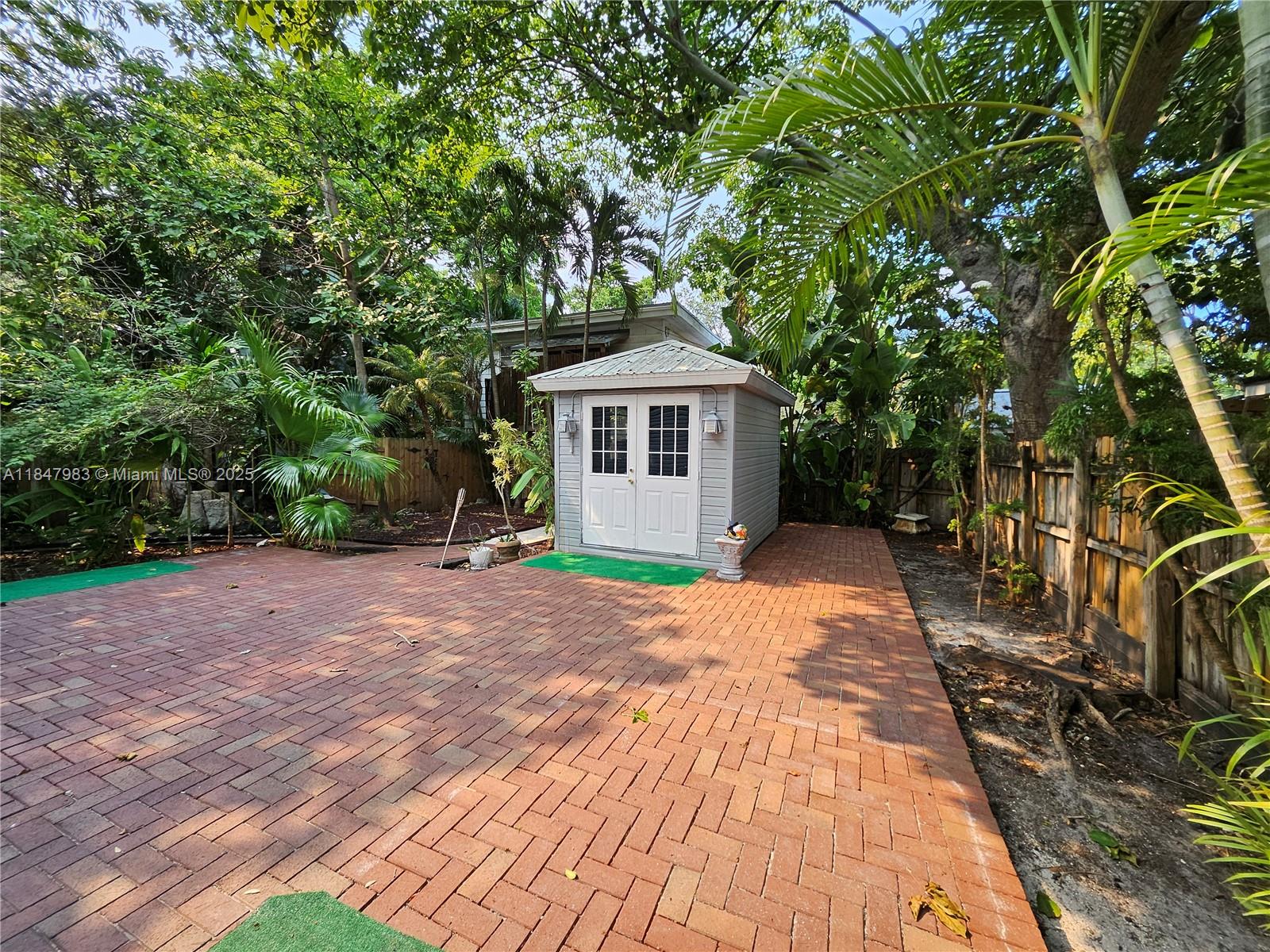 DANIA HEIGHTS EXT - Residential Lease