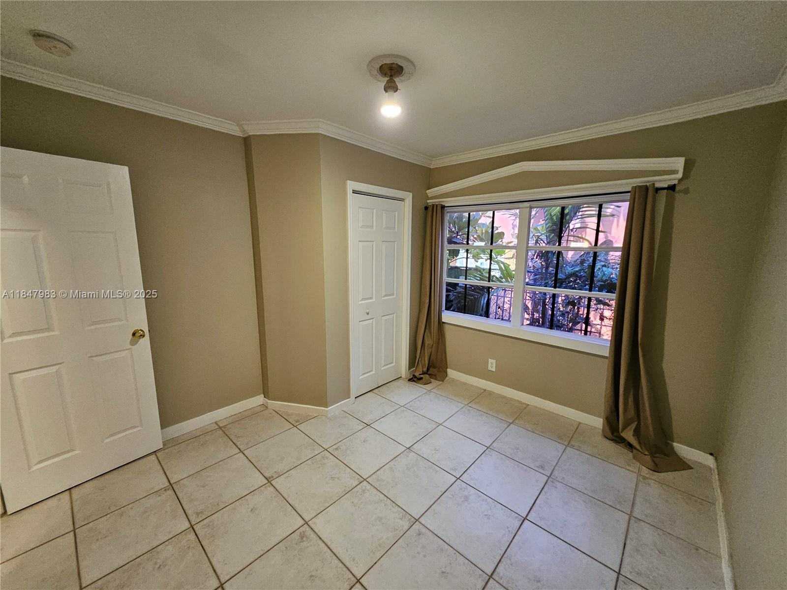 DANIA HEIGHTS EXT - Residential Lease