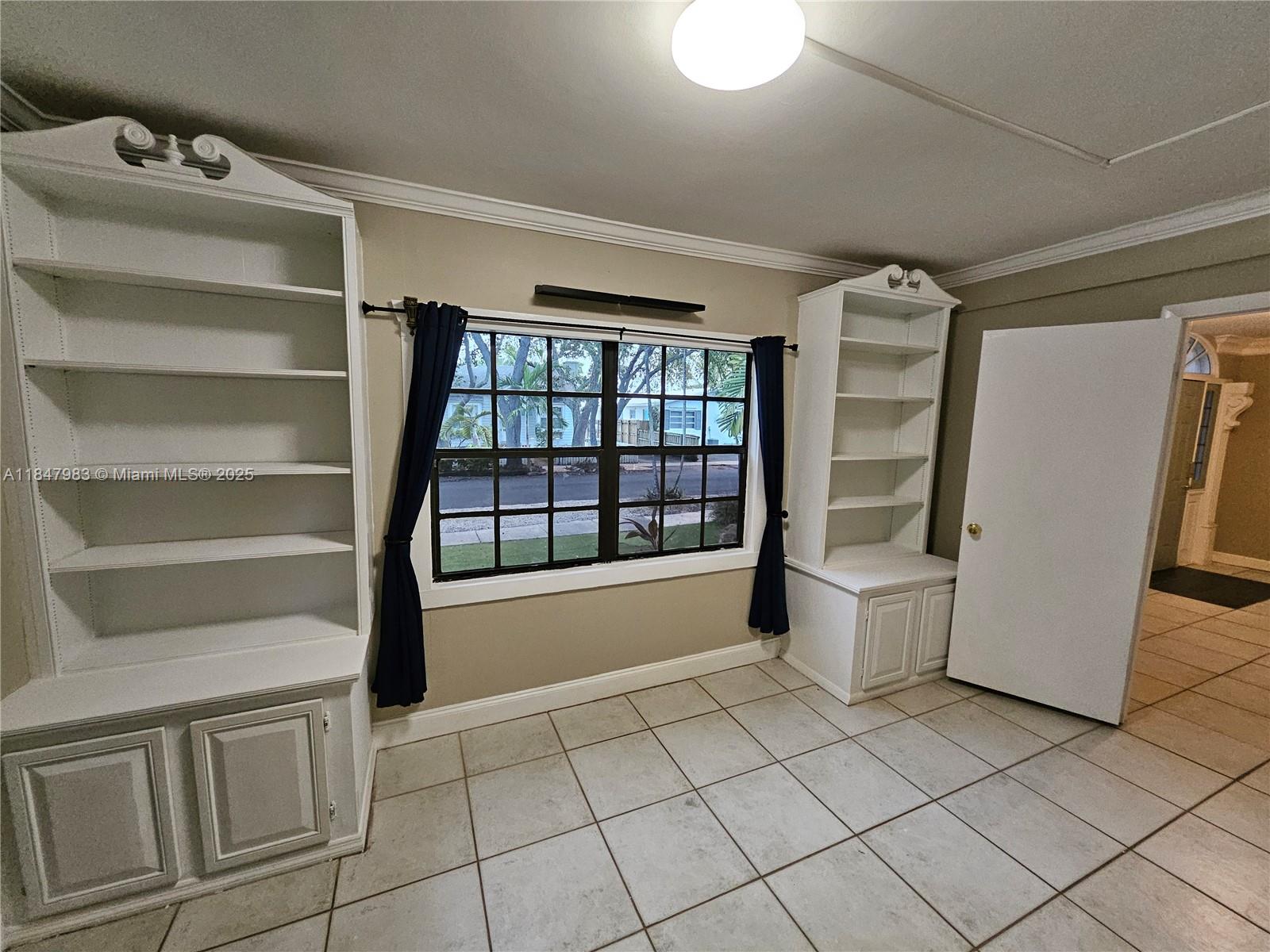 DANIA HEIGHTS EXT - Residential Lease