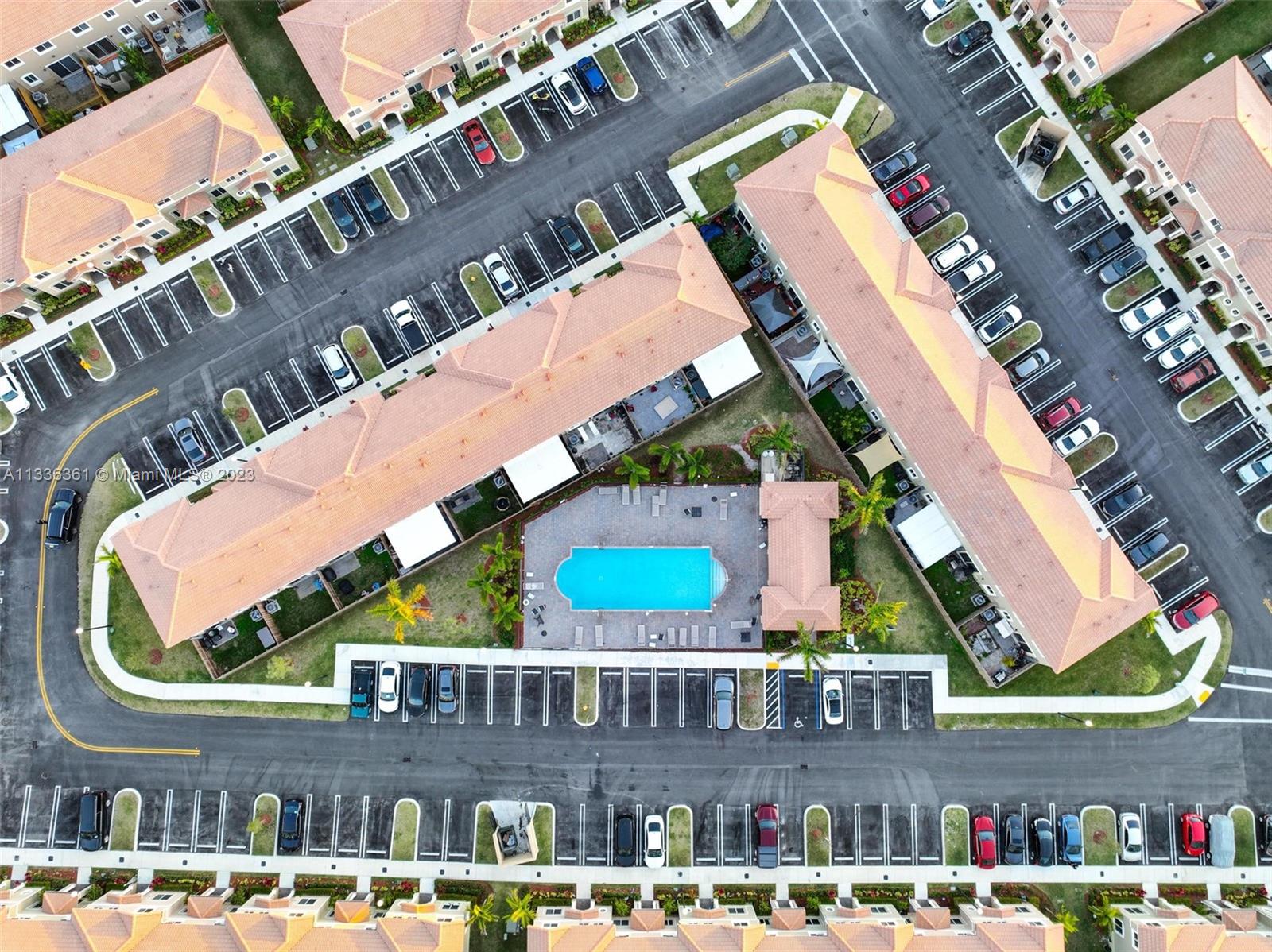 TOWNS AT SEASCAPE - Residential Lease