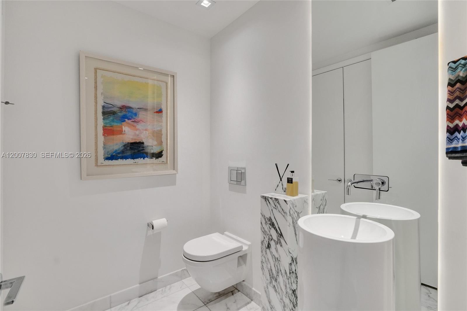 OCEANA BAL HARBOUR CONDO - Residential