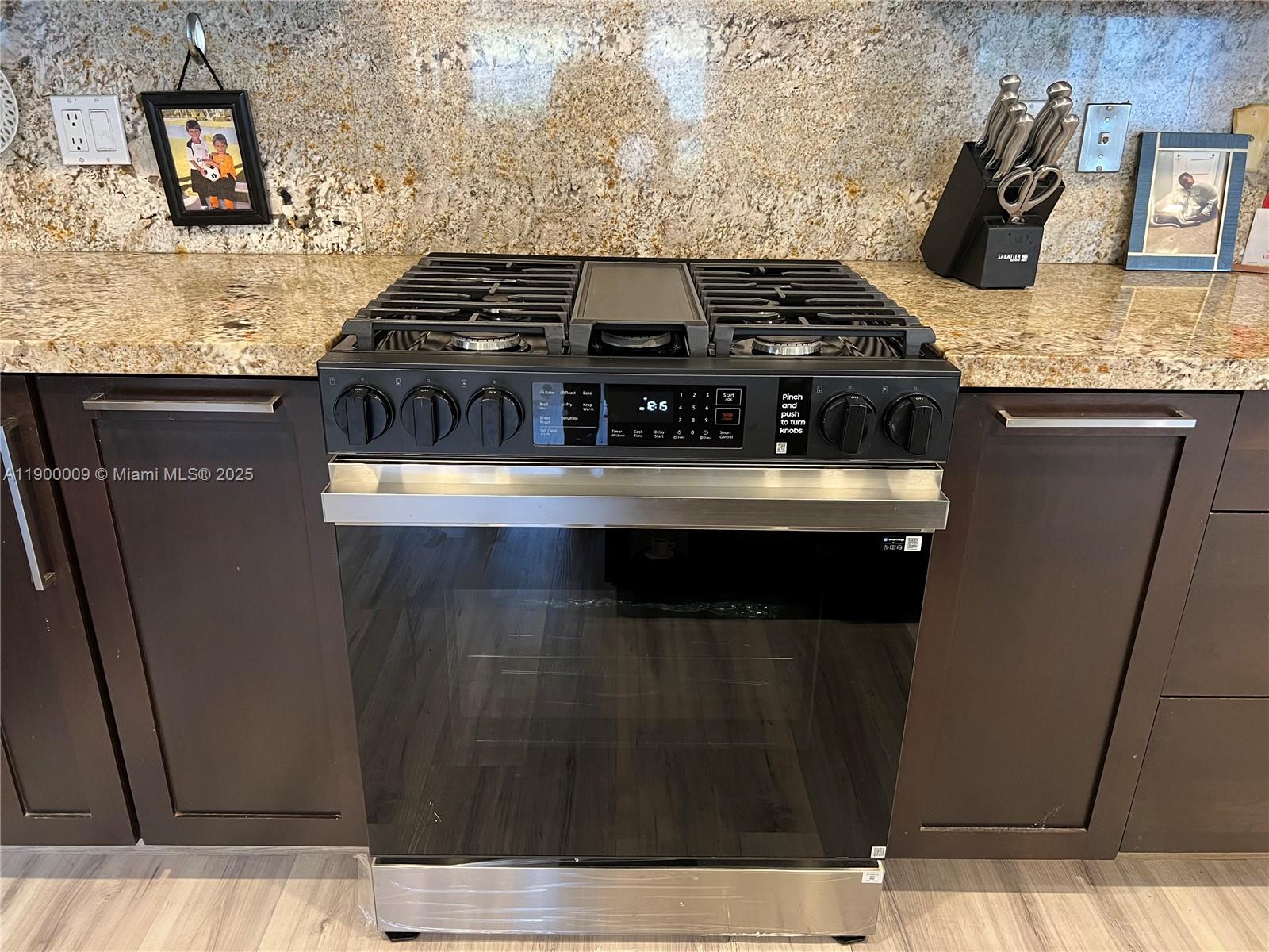 FAIRWAY PARK SEC 5 - Residential Lease