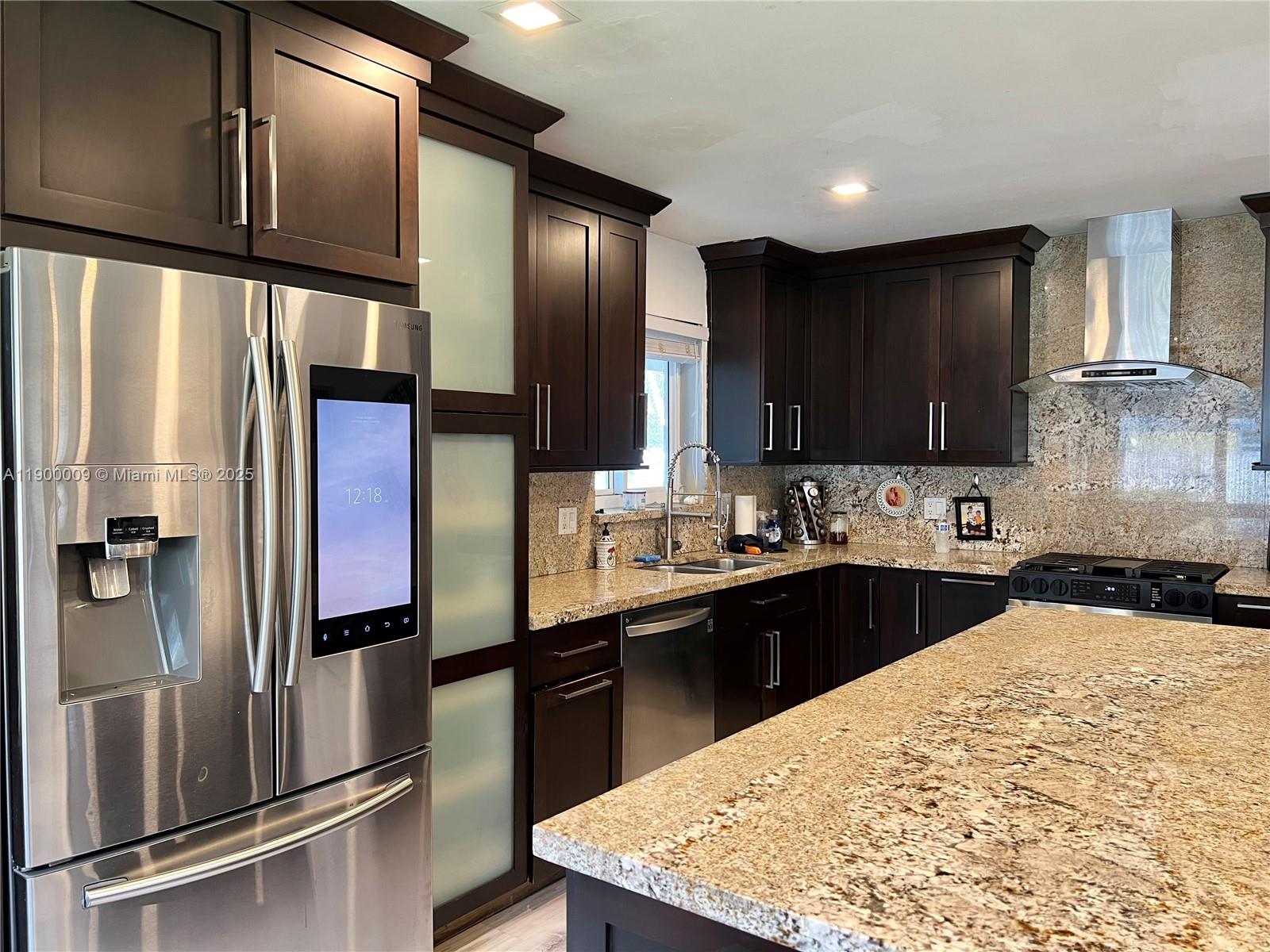 FAIRWAY PARK SEC 5 - Residential Lease