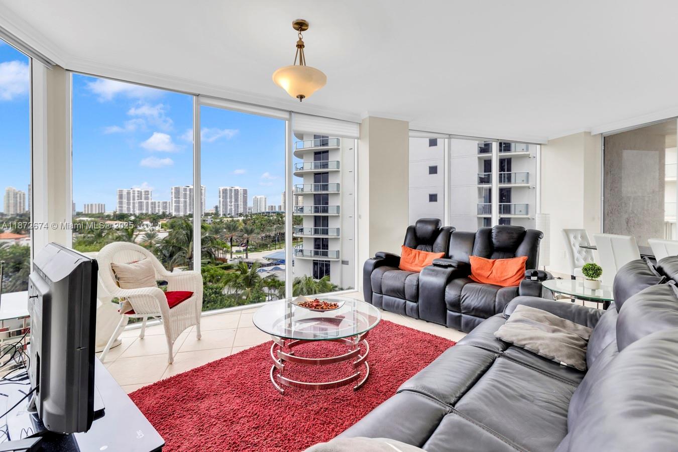 18671 Collins Ave 604