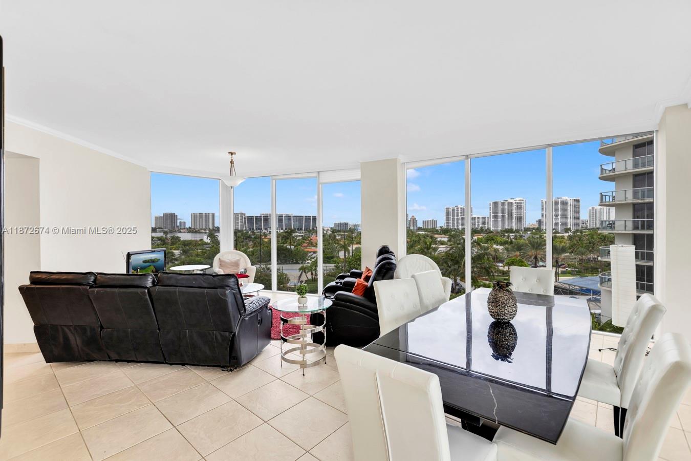 18671 Collins Ave 604