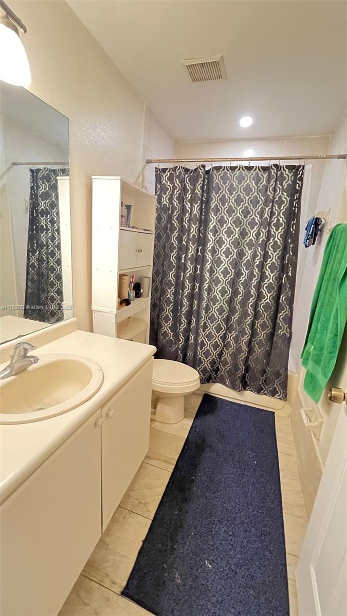 SHOMA TOWNHOMES AT KEYSCO - Residential