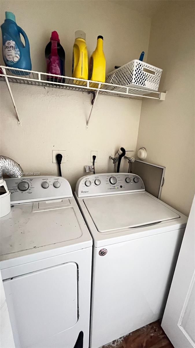 SHOMA TOWNHOMES AT KEYSCO - Residential