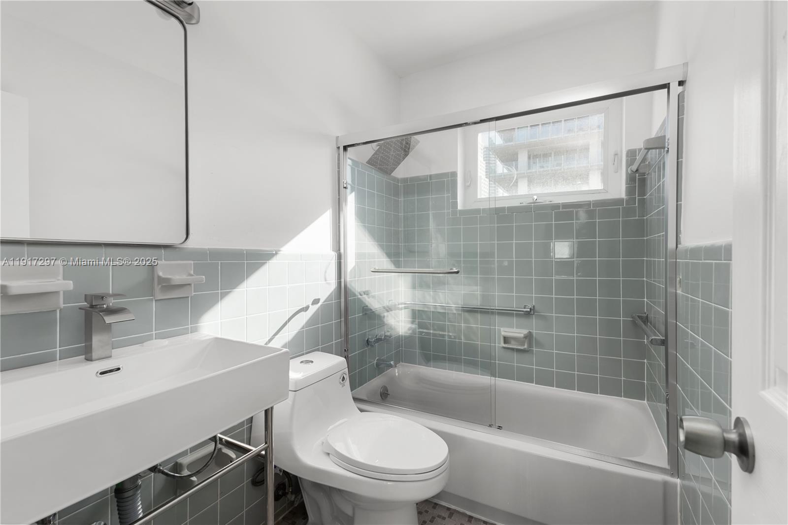 Ocean Towers - Residential