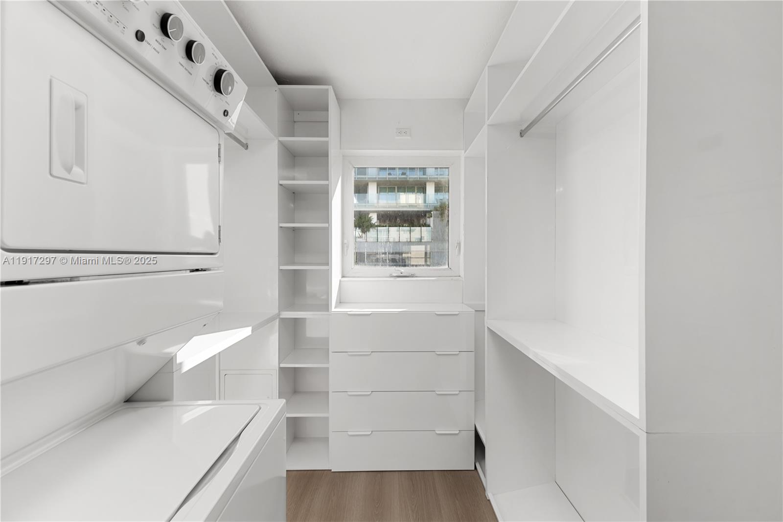 Ocean Towers - Residential