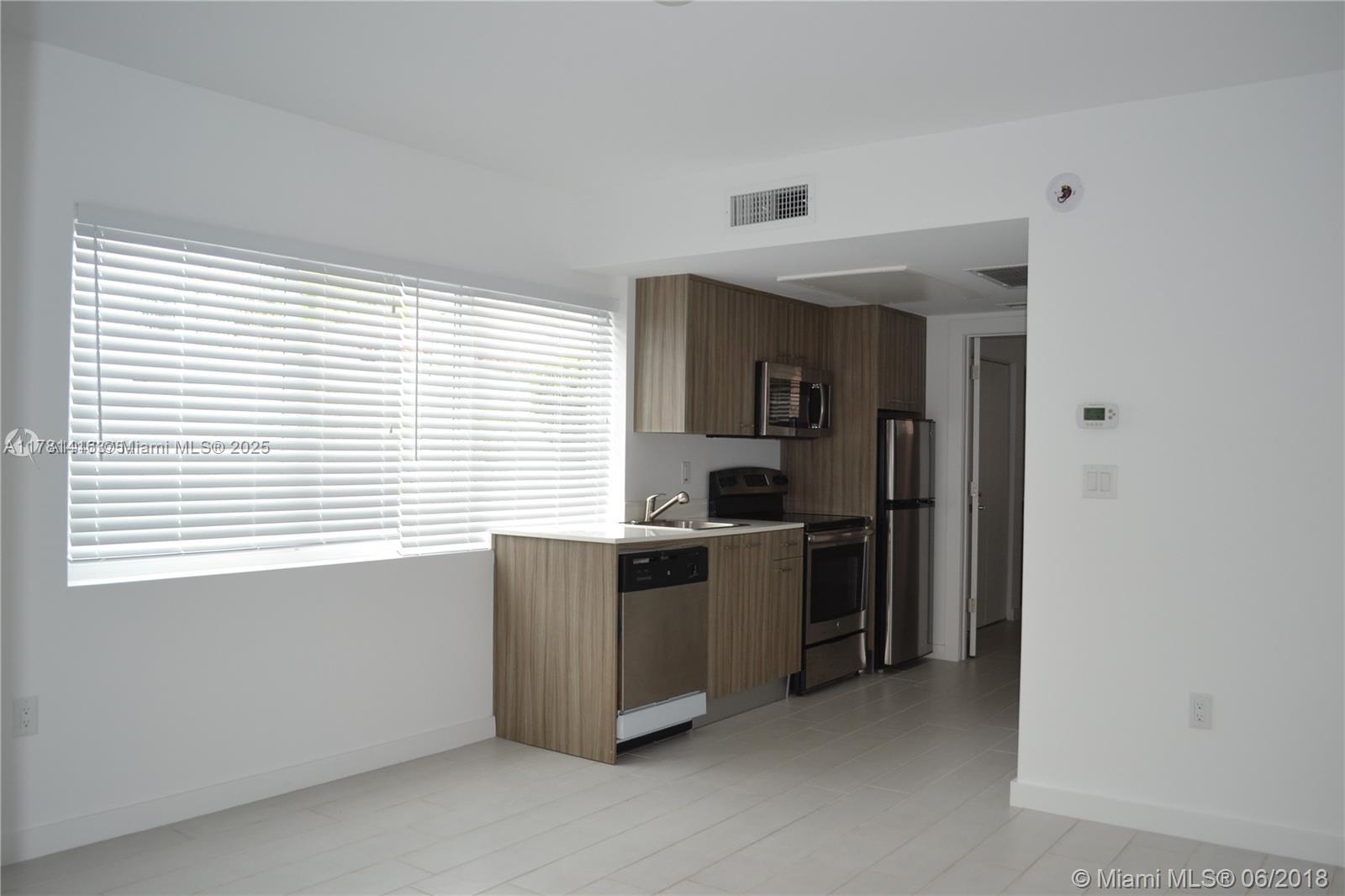 740 MERIDIAN CONDO - Residential