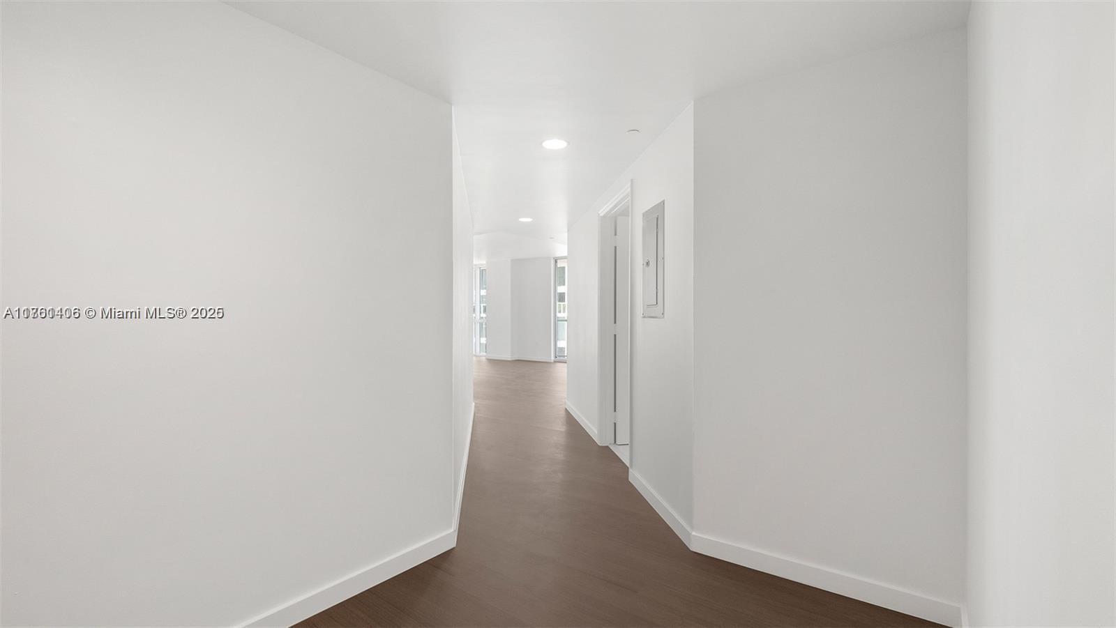 55 SE 6th St 3701