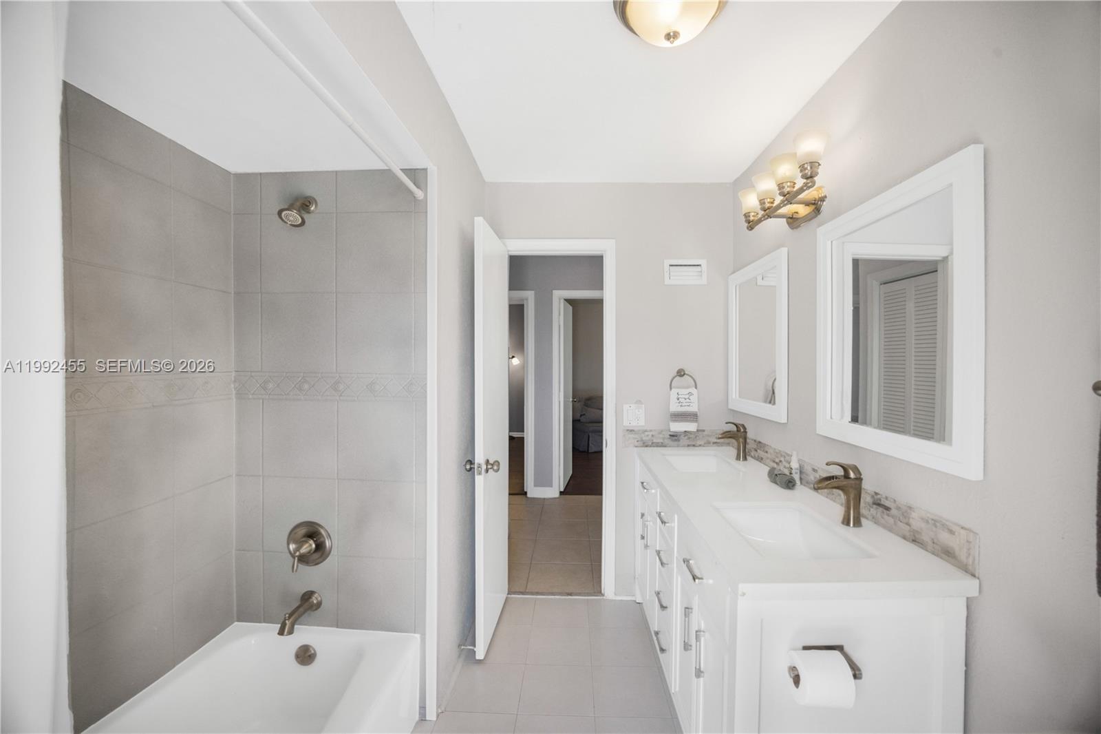 WATERWAY ESTATES SEC FOUR - Residential