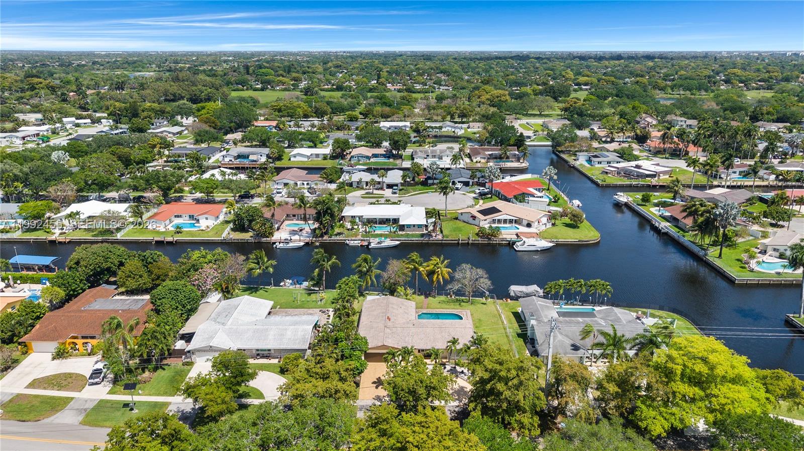 WATERWAY ESTATES SEC FOUR - Residential