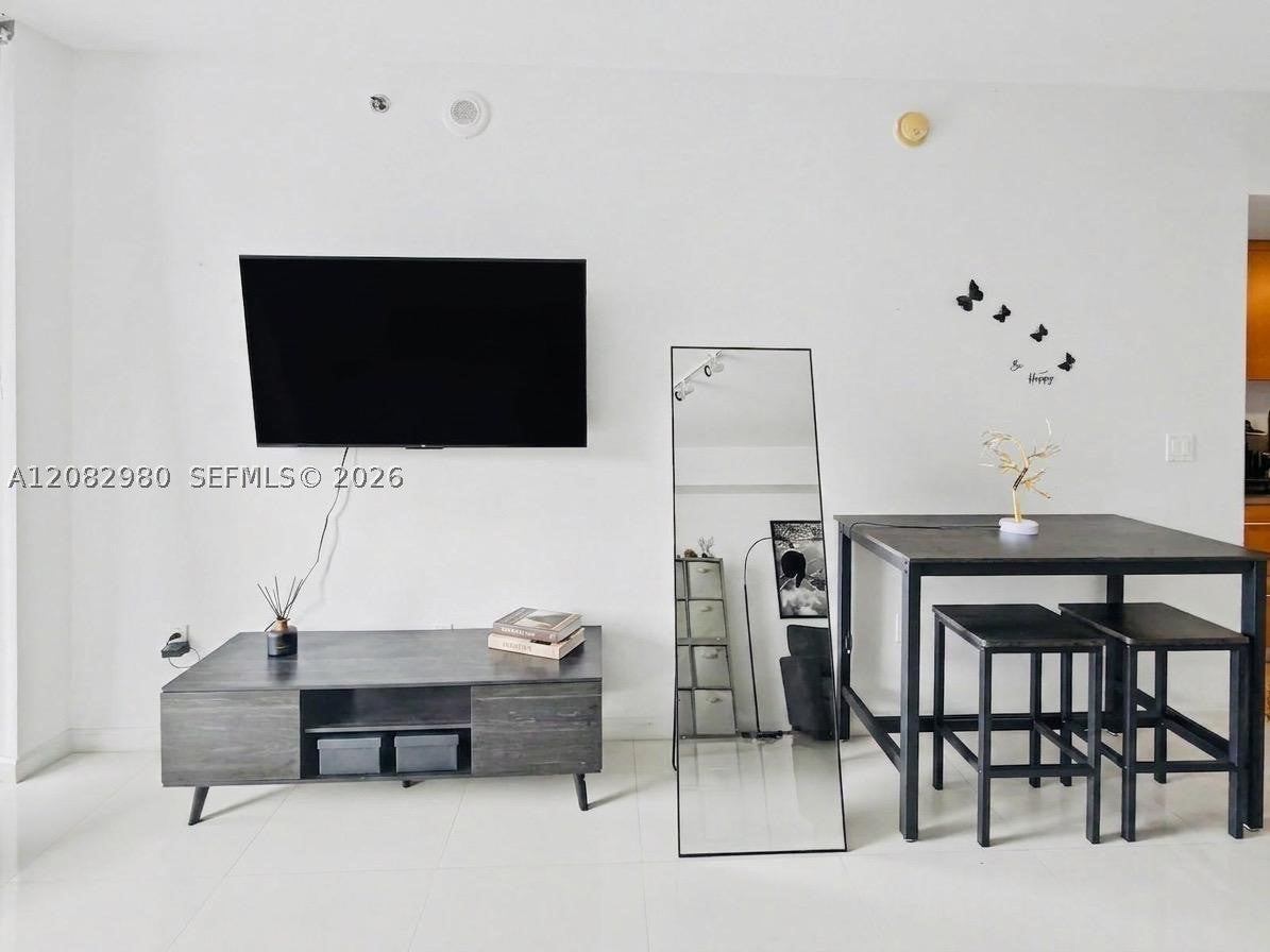 475 Brickell Ave 4610