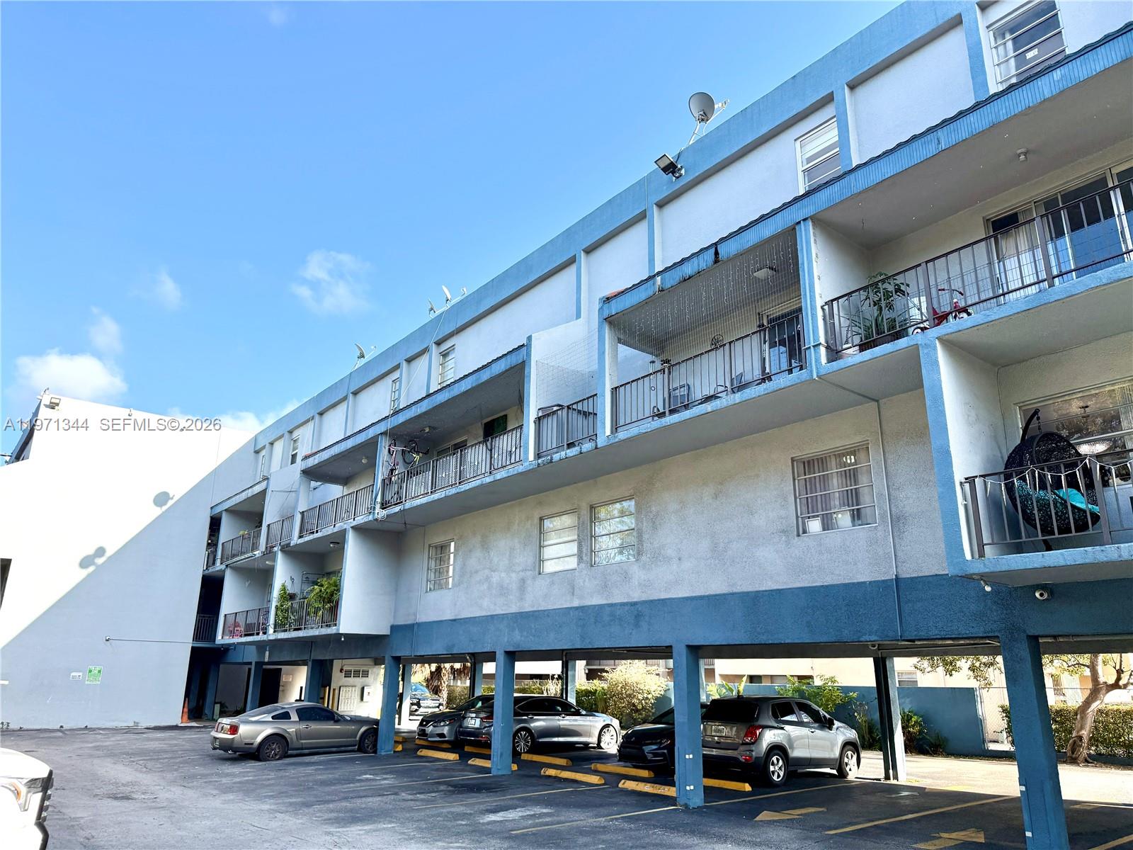 VILLAS SAN MIGUEL CONDO - Residential