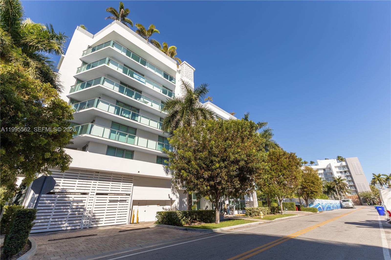 THE PALMS CONDO - Residential Lease