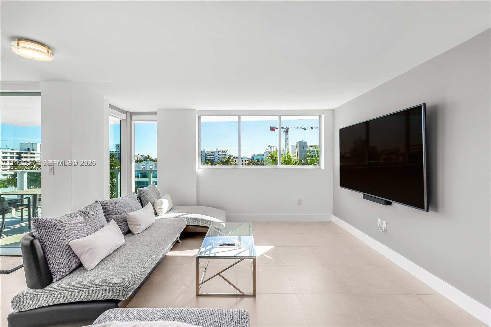 THE PALMS CONDO - Residential Lease