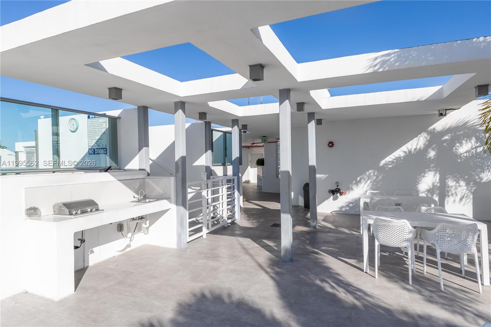 THE PALMS CONDO - Residential Lease