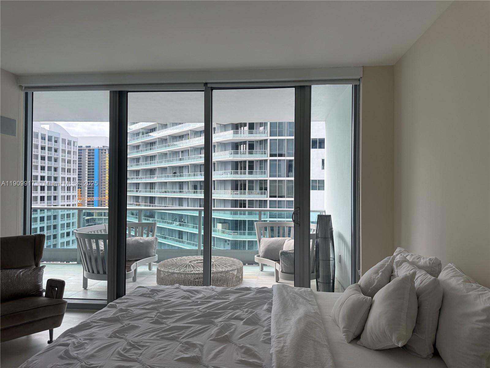 JADE RESIDENCES AT BRICKE - Residential Lease