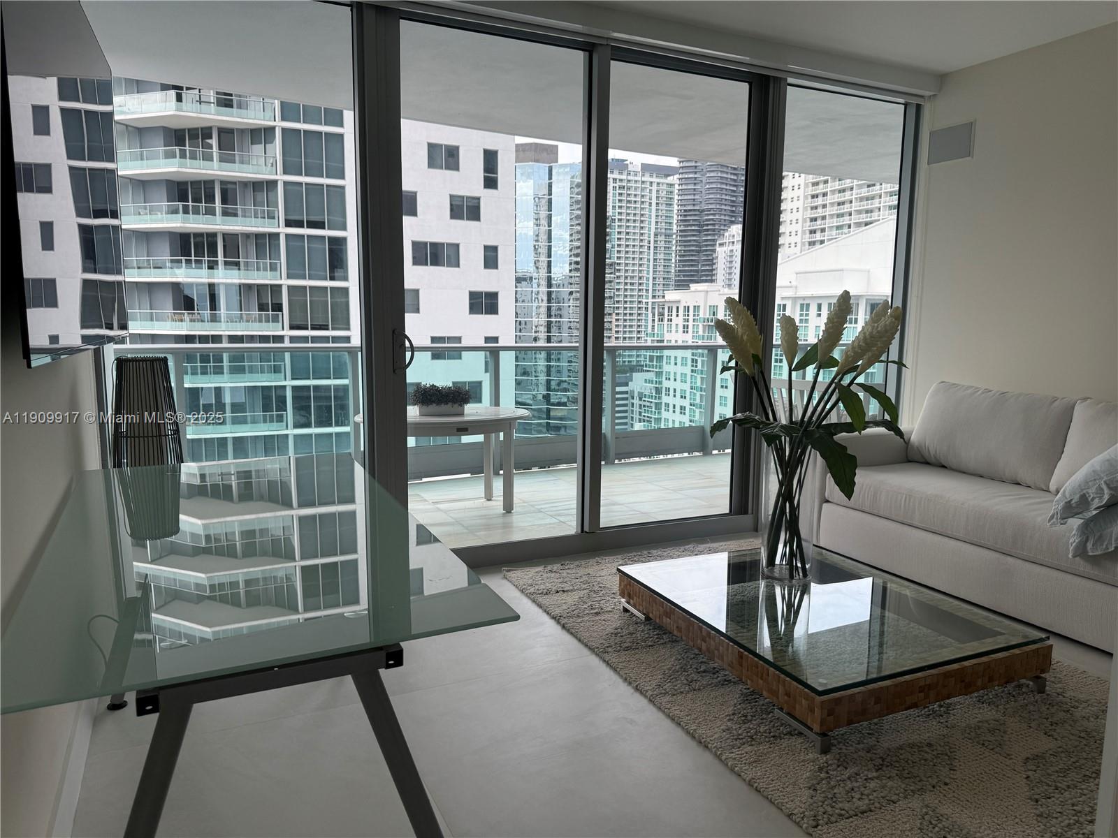 JADE RESIDENCES AT BRICKE - Residential Lease