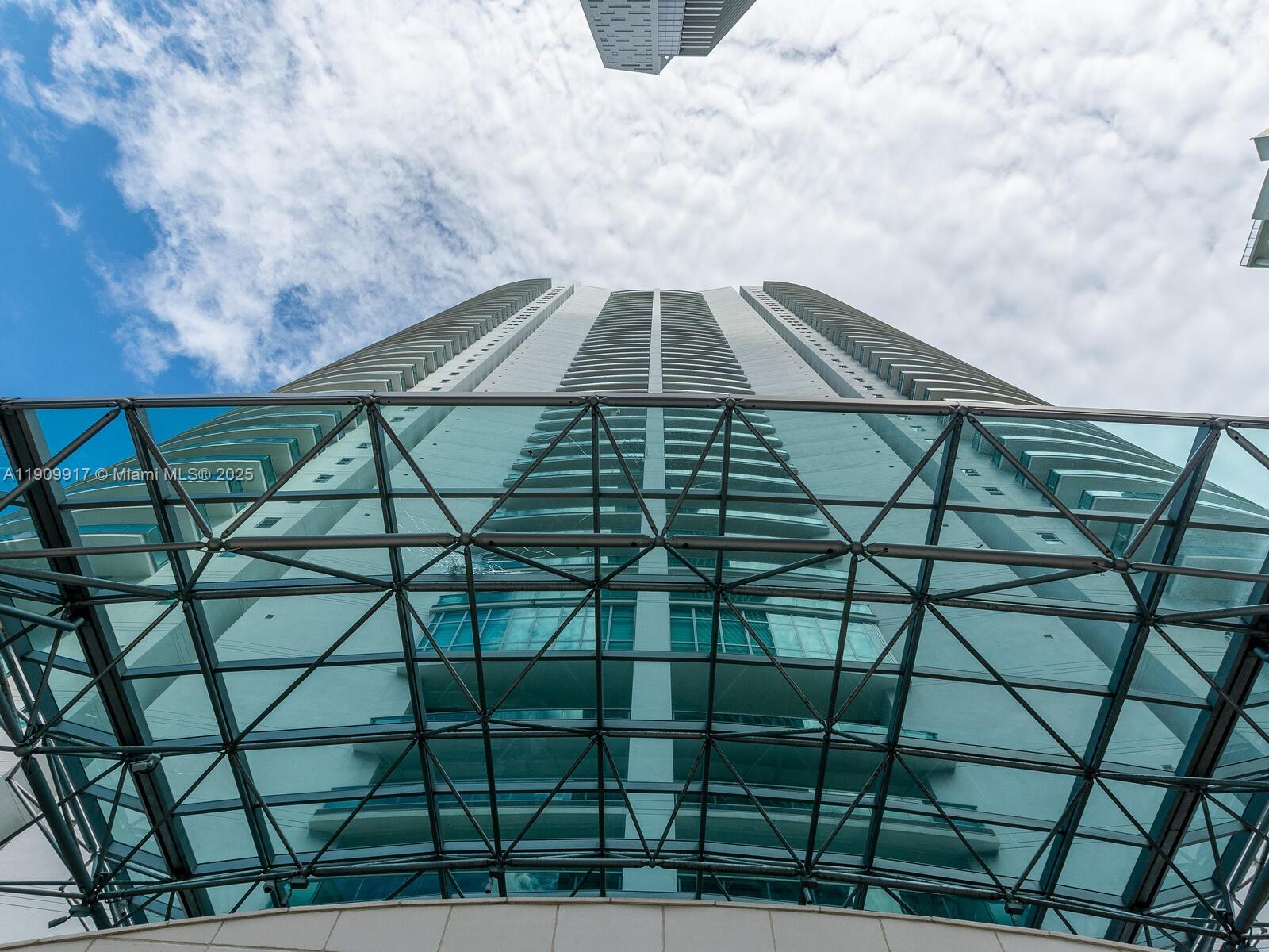 JADE RESIDENCES AT BRICKE - Residential Lease