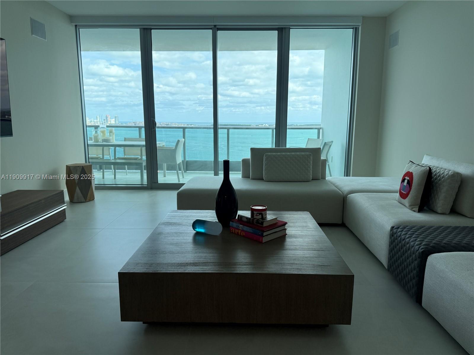 JADE RESIDENCES AT BRICKE - Residential Lease