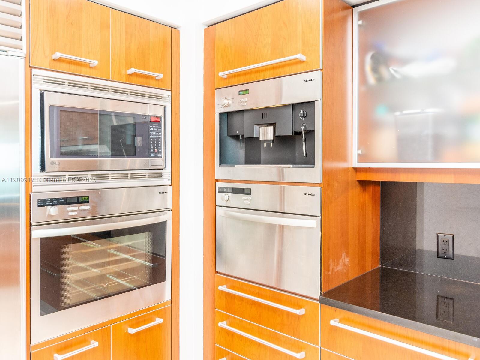 JADE RESIDENCES AT BRICKE - Residential Lease