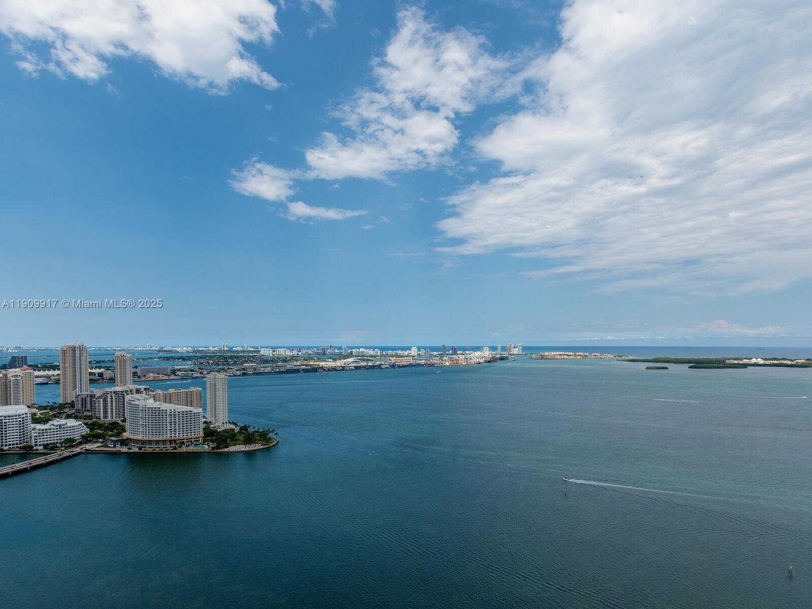 JADE RESIDENCES AT BRICKE - Residential Lease