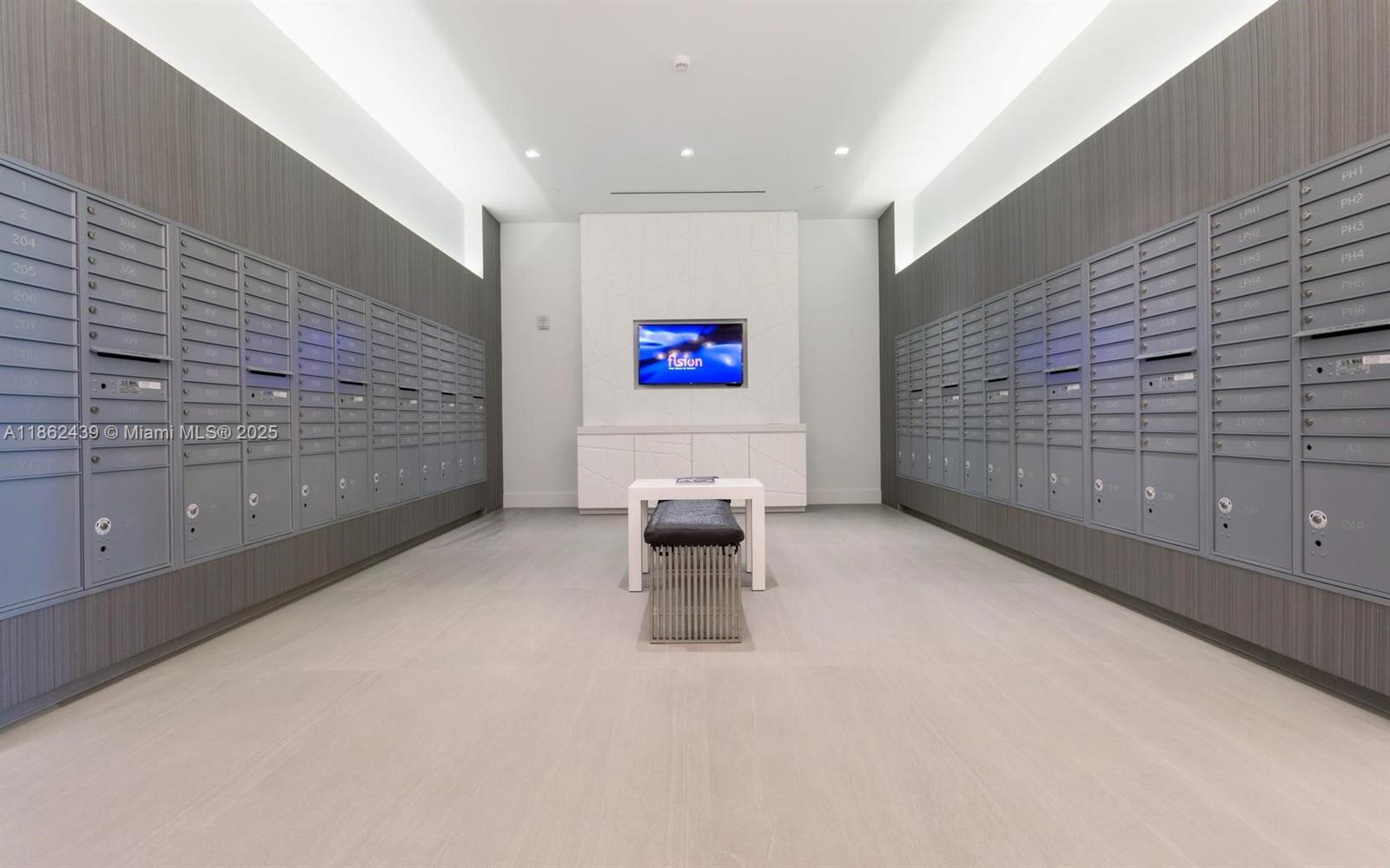 MARINA PALMS RESIDENCES S - Residential Lease