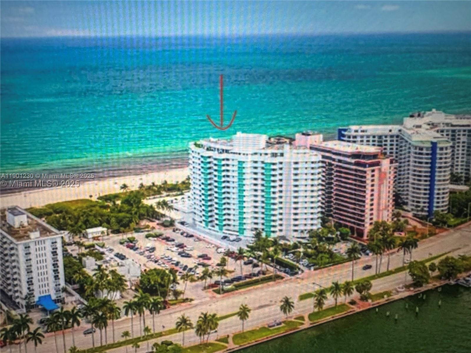 5255 Collins Ave 11B